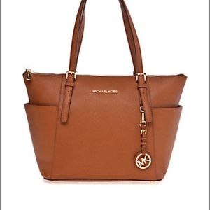 Michael Kors Jetset EW Tote 👜